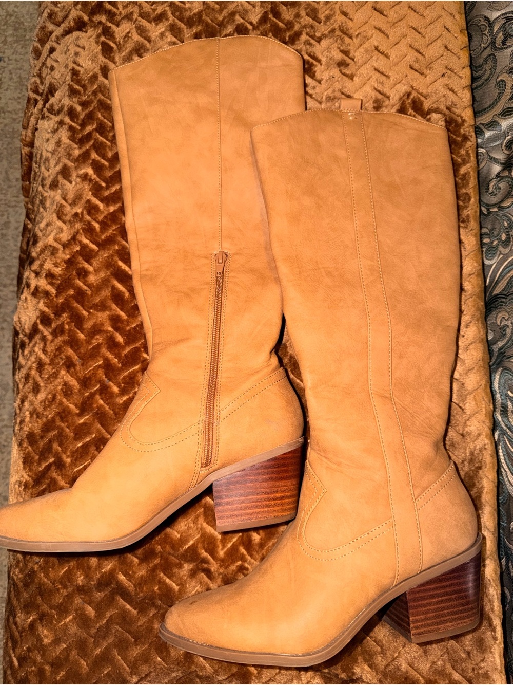 Women’s Tan Knee Western Block Heel Boots